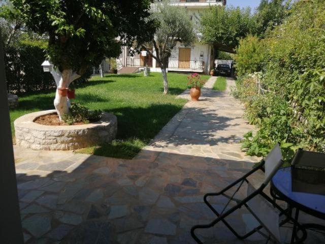 Εξοχική Κατοικία Με Κήπο Στην Άβυθο, Αιγίου Rodhodháfni Esterno foto